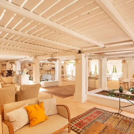 Masseria San Michele Bed & Breakfast